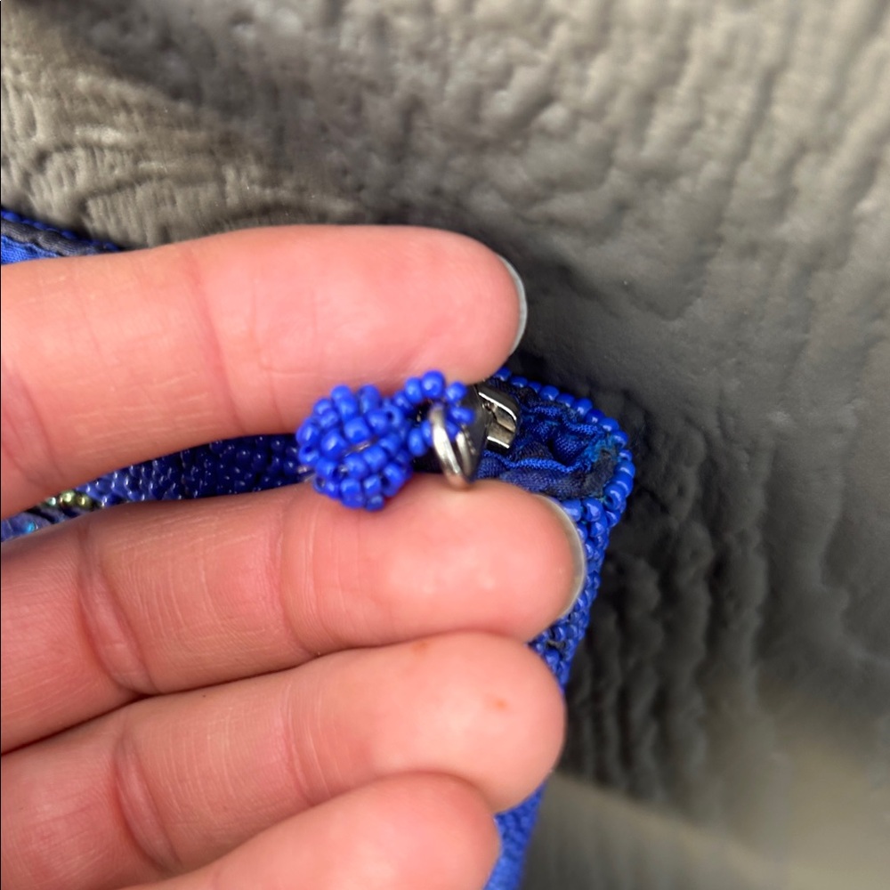 Beaded Blue Turtle Wristlet Clutch - Picture 4 of 13